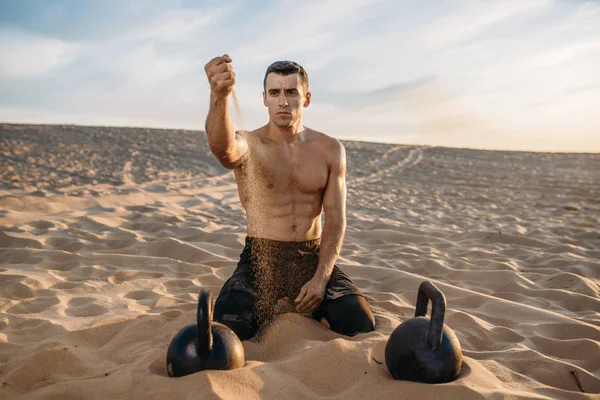 Sportsman Sitting Sand Workout Desert Sunny Day Strong Motivation Sport — 스톡 사진