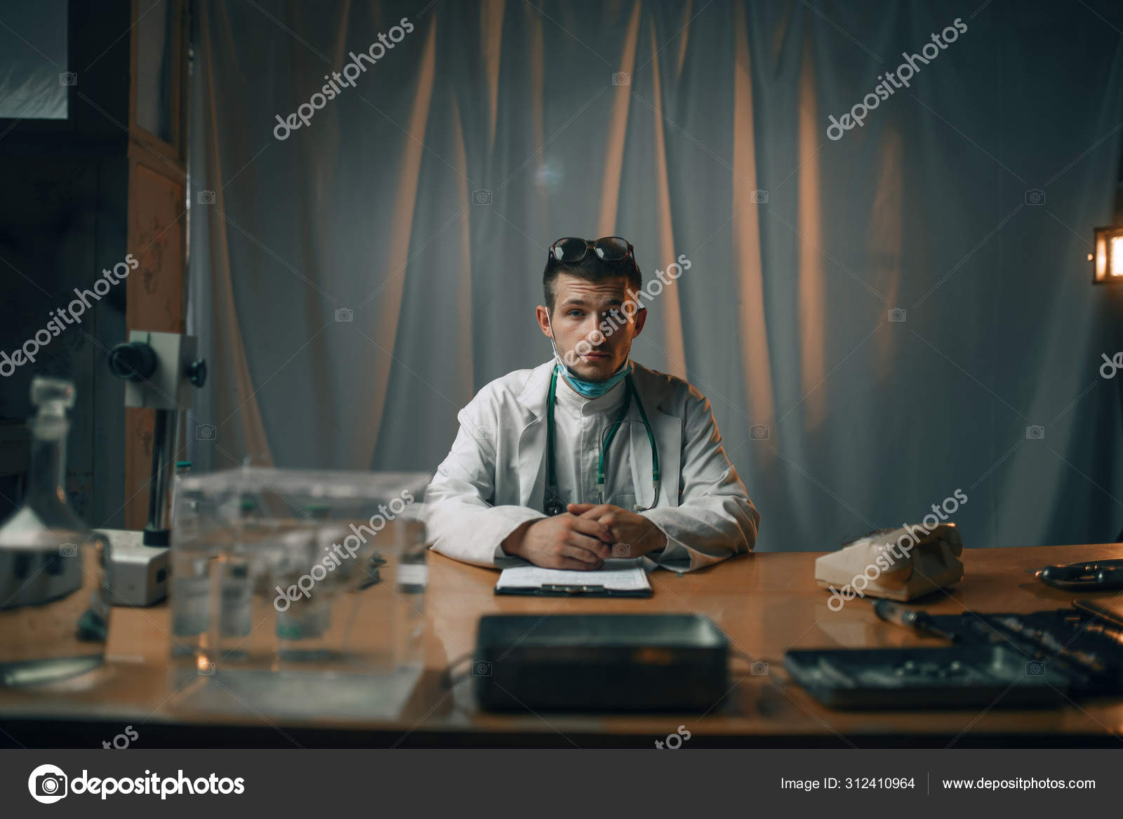 Psychiatre Table Hôpital Psychiatrique Médecin Clinique Pour Les