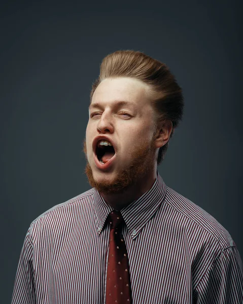 Starker Wind Bläst Dem Mann Ins Gesicht Komische Emotion Mächtiger — Stockfoto
