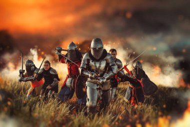 Zırhlı ortaçağ şövalyeleri ve savaş meydanında kılıç ve balta taşıyan miğferler, büyük bir savaş. Zırhlı kadim savaşçılar