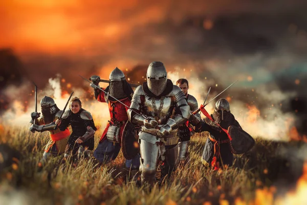 Medieval Knights Armor Helmets Swords Axes Battle Field Great Combat — Stockfoto