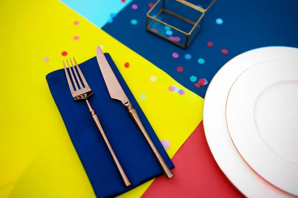 Tafel Instelling Zilverwerk Plaat Close Bovenaanzicht Niemand Banket Decoratie Kleurrijke — Stockfoto