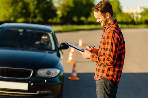 Male Instructor Woman Car Traffic Cones Lesson Driving School Man — Stock Photo, Image