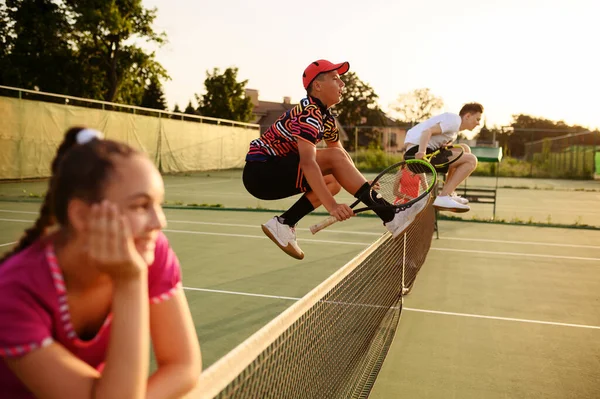 Mixed Doubles Tennis Players Jump Net Outdoor Court Active Healthy — Stock Photo, Image