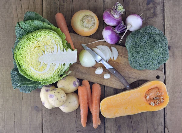 Blick Von Oben Auf Frisches Und Saisonales Gemüse Zum Kochen — Stockfoto