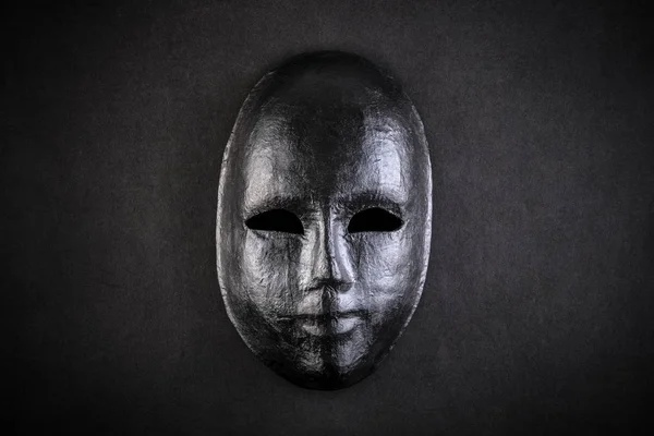 Masque Noir Sur Fond Sombre — Photo