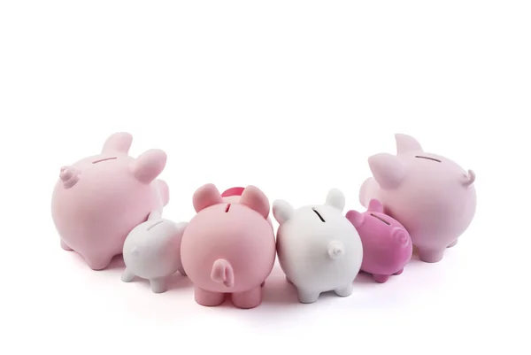 Grupo Bancos Porquinhos Fundo Branco Com Caminho Recorte — Fotografia de Stock