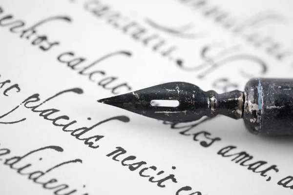 Ancient Letter 16Th Century Old Dirty Pen — Stock Photo, Image