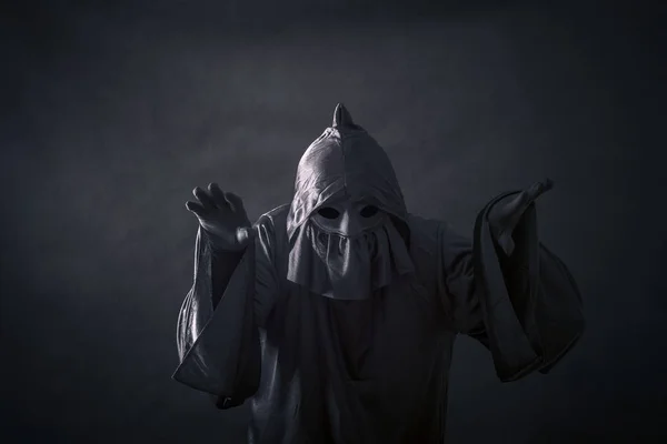 Scary Figure Hooded Cloak — Stock Photo, Image