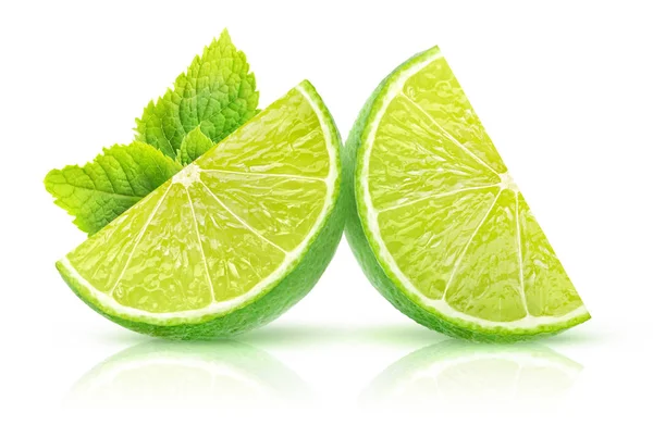 Fatias Limão Isoladas Dois Pedaços Fruta Limão Com Folha Hortelã — Fotografia de Stock