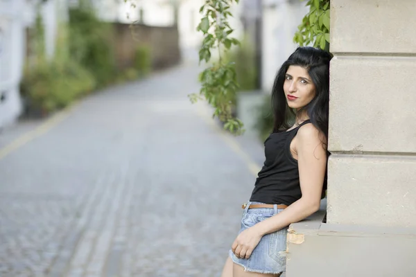 Retrato Una Hermosa Mujer India — Foto de Stock