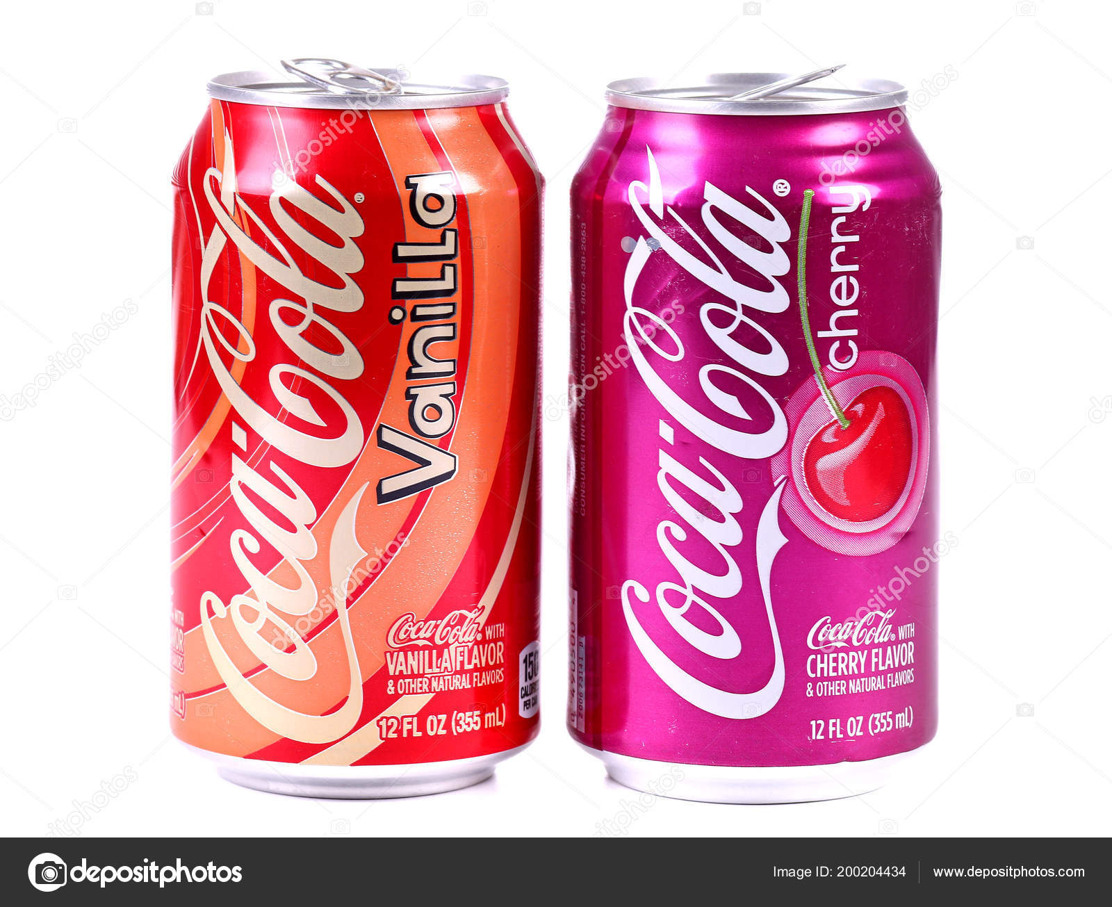 Ministerie Recensie elke dag Aluminium Blikjes Van Coca Cola Vanille Coca Cola Cherry Geïsoleerd –  Redactionele stockfoto © Artzzz #200204434