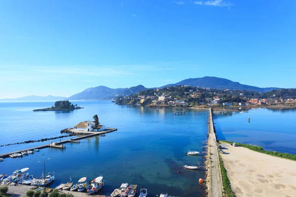 Güzel içinde seyahat ve keşfedilmemiş Korfu Adası