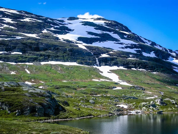 Cestujeme Norska Hory Řeky Jezera Údolí — Stock fotografie