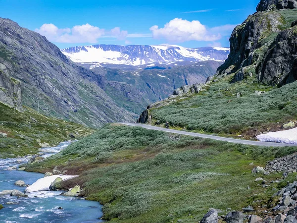 Hermosa Naturaleza Noruega Montañas Caminos Río Montaña — Foto de Stock