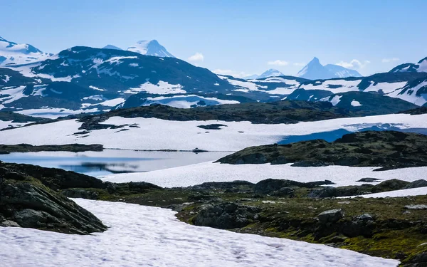 Travelling Norway Mountain Lakes Valleys — Stock Photo, Image
