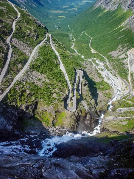 Indah Norwegia Alam Pegunungan Ngarai Dan Gunung Sungai — Stok Foto