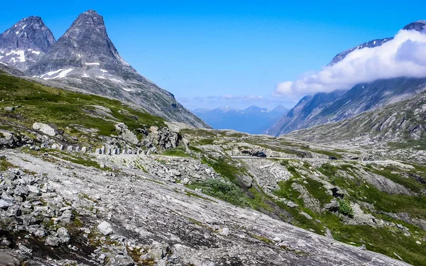Reis Naar Noorwegen Bergen Valleien Meren Fjorden — Stockfoto