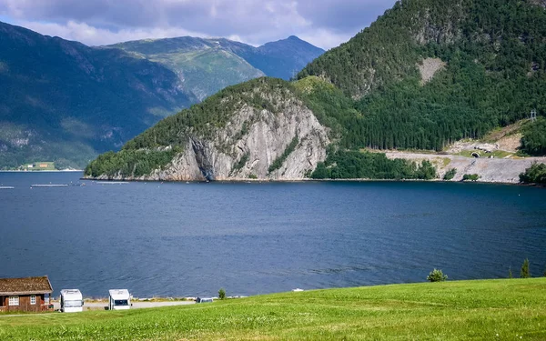 Cestujeme Norska Hory Jezera Fjordy Údolí Vesnice Pobřeží — Stock fotografie