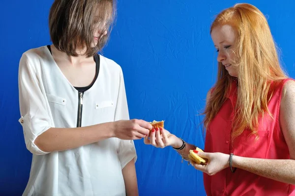 Girl Sharing Chocolate Bread — Stock Photo, Image