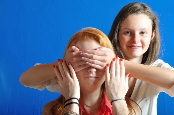 Współudział pomiędzy dwie Nastolatki — Zdjęcie stockowe