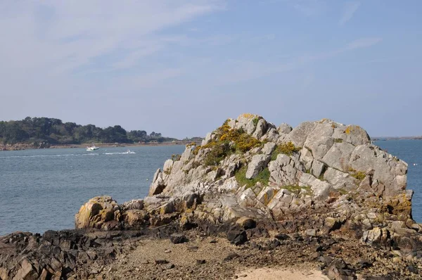 A Bretagne-i tengerparton Loguivy — Stock Fotó