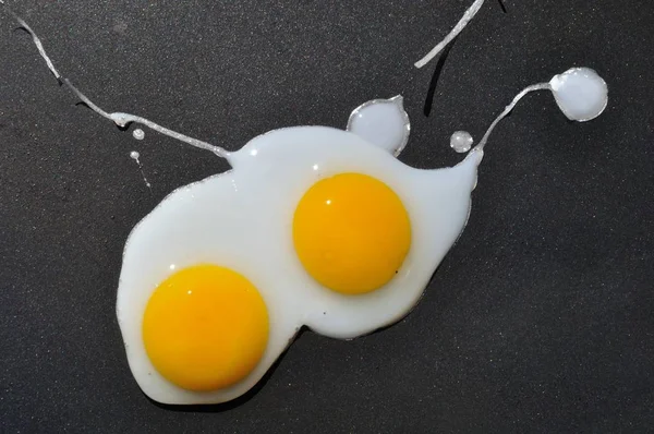 Huevos en plancha — Foto de Stock