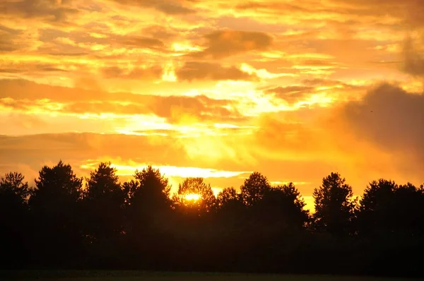 İngiltere 'de Plerin' de günbatımı
