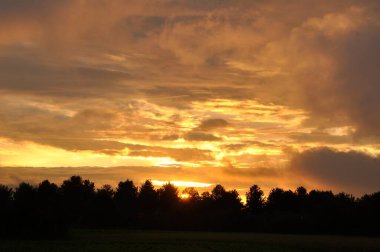 İngiltere 'de Plerin' de günbatımı