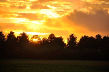 İngiltere 'de Plerin' de günbatımı