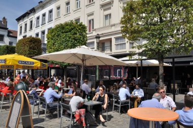 BRÜKSEL, BELGIUM - 31 Temmuz 2014: Brüksel 'de bir restoran