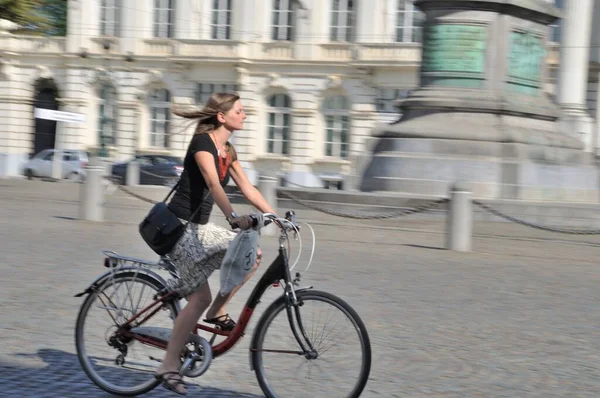 Bruselas Bélgica Julio 2014 Ciclista Bruselas — Foto de Stock