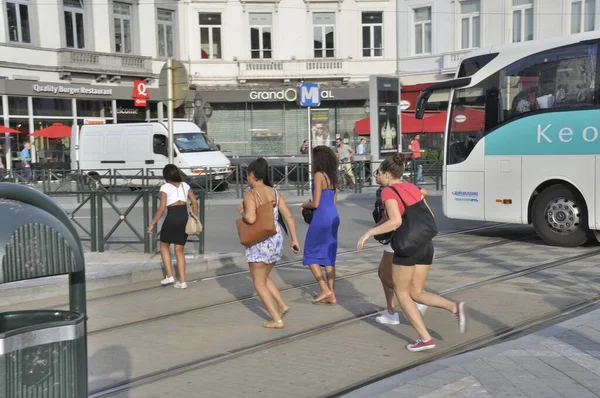 Mujer Calle Bruselas —  Fotos de Stock