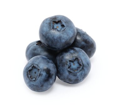 beyaz arkaplanda yaban mersini izole