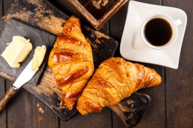 Taze tereyağı kruvasan