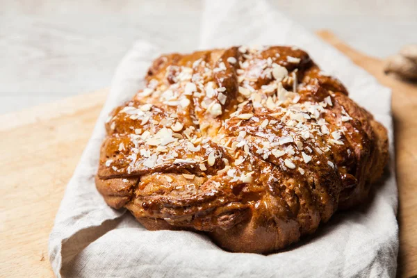 Sweet maple syrup bread — Stock Photo, Image