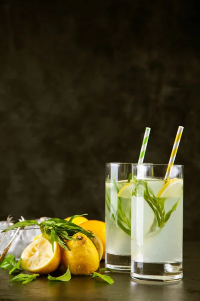 Estragon Limonade Getränk — Stockfoto