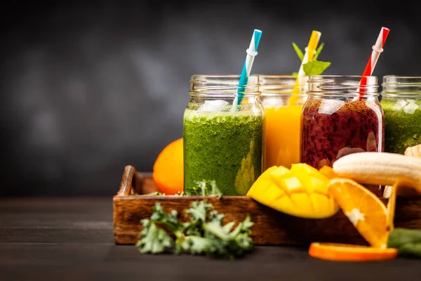 Assortiment van smoothies — Stockfoto