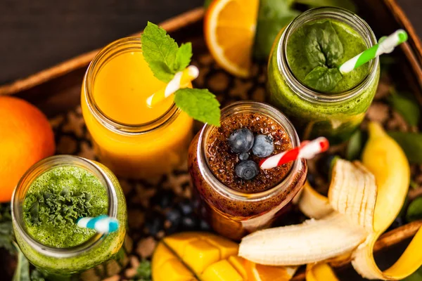 Assortiment van smoothies — Stockfoto