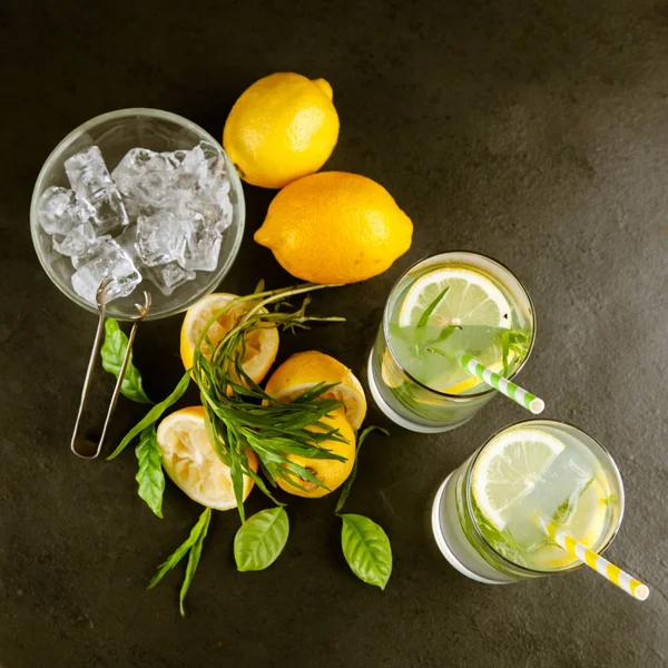 Estragon Limonade Getränk — Stockfoto