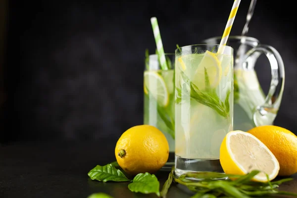 Tarragon lemonade drink — Stock Photo, Image