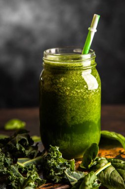 Ispanak ve lahana güler yüzlü