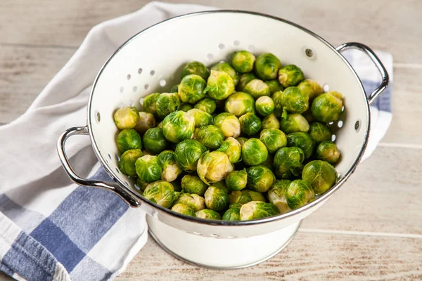 Färsk brussles groddar — Stockfoto