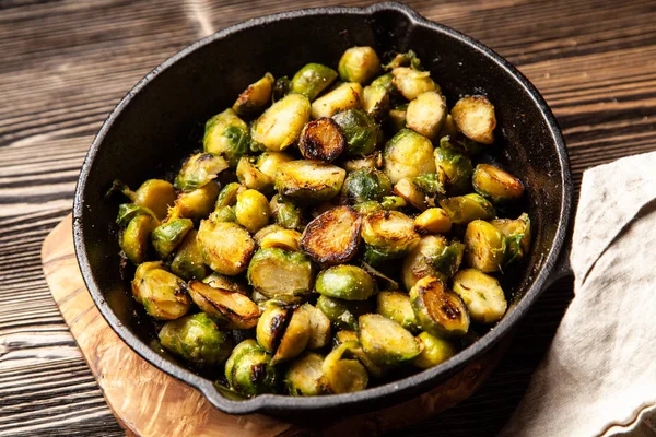 Brotes de bruselas asadas — Foto de Stock