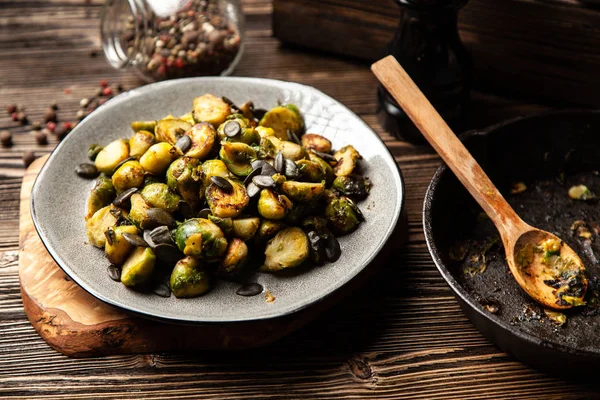 Brotes de bruselas asadas — Foto de Stock