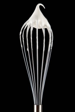 dövülmüş yumurta akı