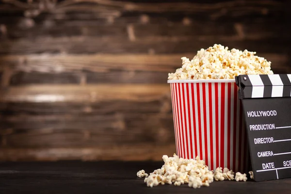 Full popcorn bucket — Stock Photo, Image