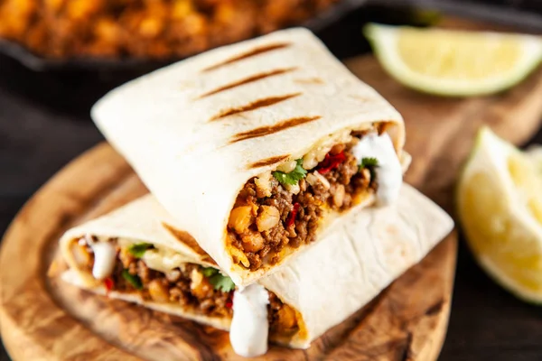 Mexican beef burrito — Stock Photo, Image