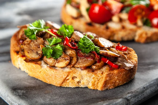 Bruschettas tradicionais italianas — Fotografia de Stock