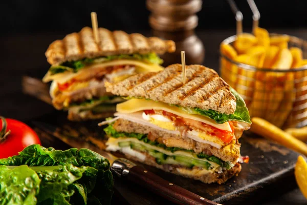 Hoog club sandwich — Stockfoto
